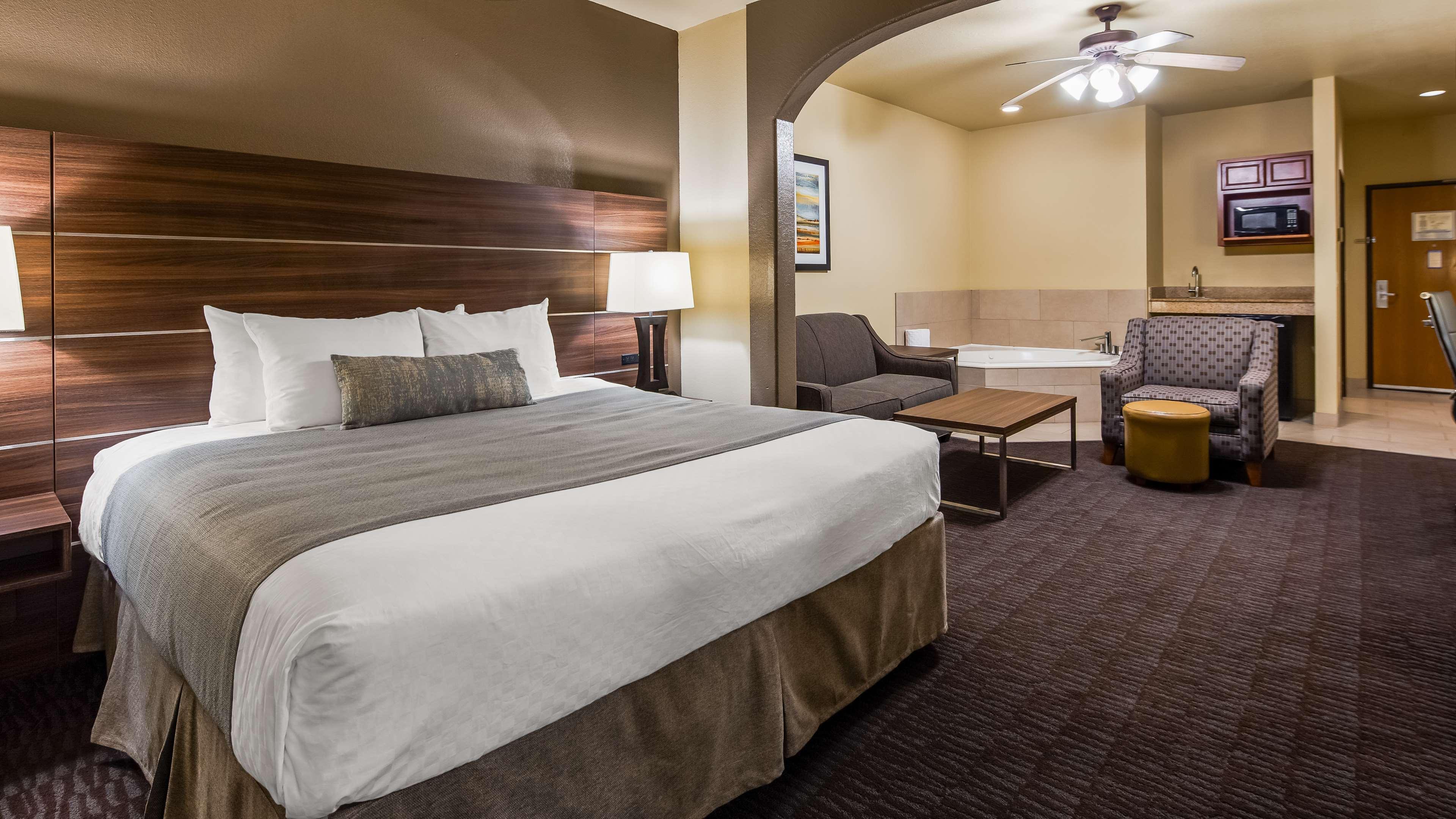 Western Hill Country 3* San Antonio