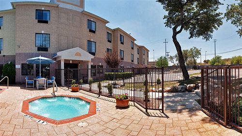 Western Hill Country 3* San Antonio
